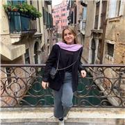 Profesora de Español o Inglés, también de cualquier asignatura de la rama de humanidades o sociales (primaria, eso o bachillerato)